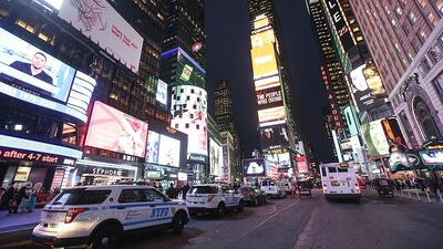 New York'ta Times Meydanı şüpheli paket nedeniyle boşaltıldı