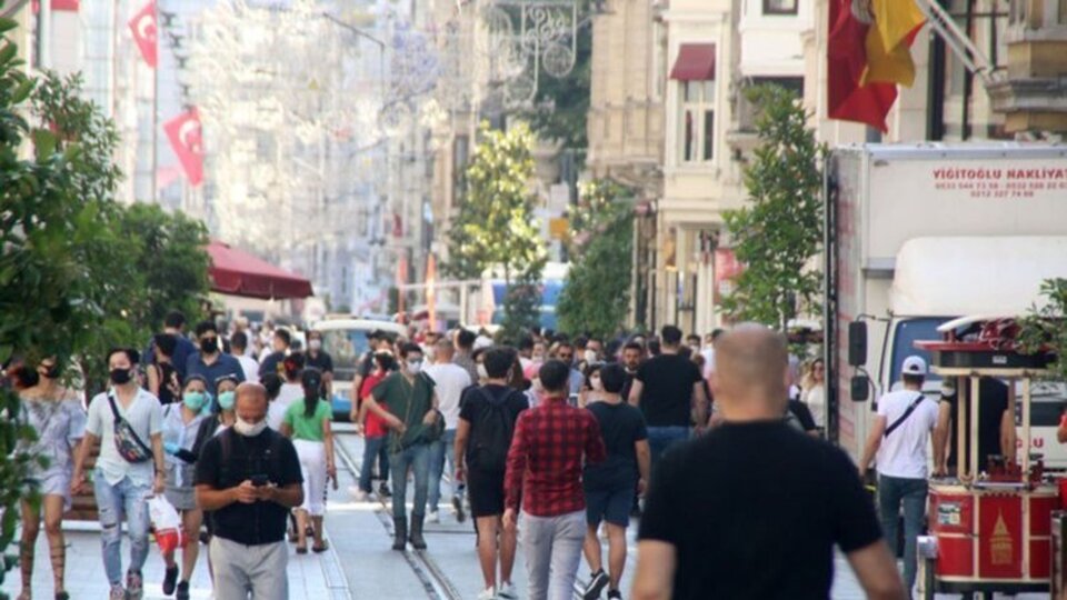 Aşı olmayanlara kısıtlama gelecek mi?