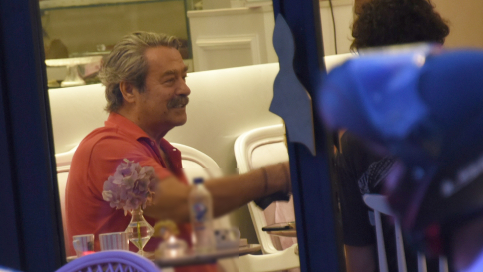 Bol kahkahalı sohbet!