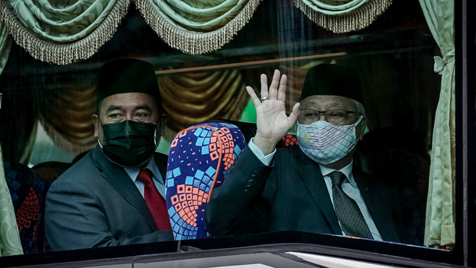 Malezya başbakanını buldu