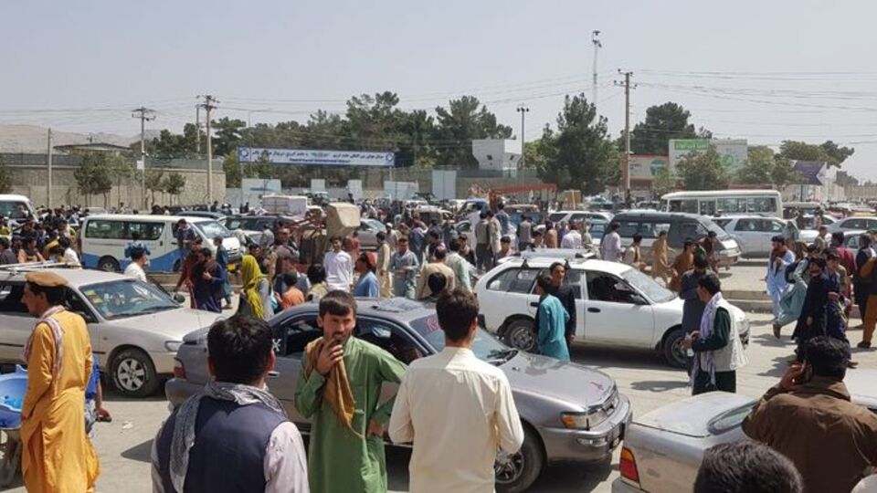 İngiltere: Herkes Afganistan'dan tahliye edilmeyecek