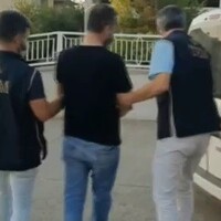 Firari eski belediye başkanı yakalandı!