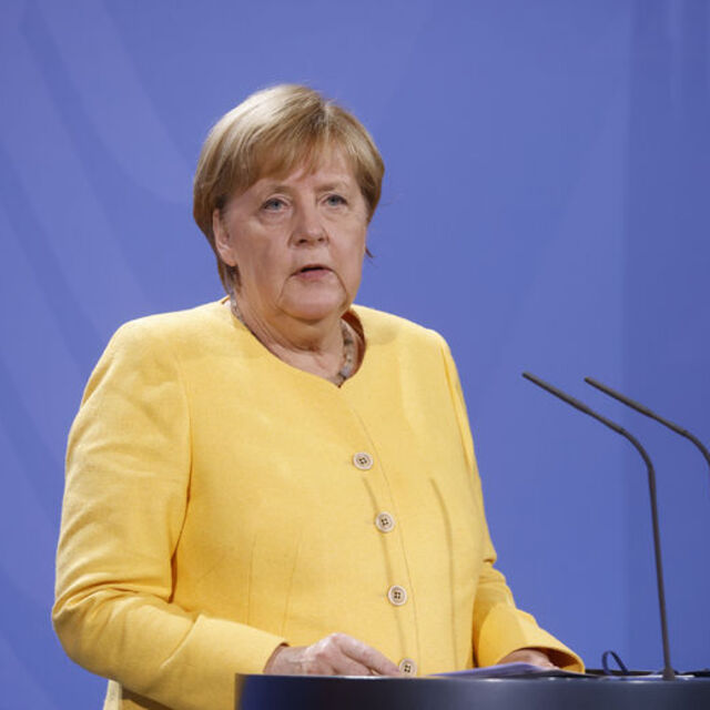Merkel'den Taliban açıklaması