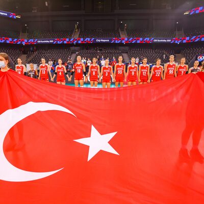 Filenin Sultanları, Ukrayna'yı da devirdi