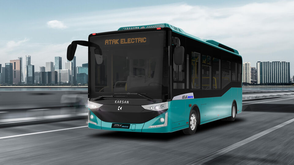 Barselona'dan Madrid'e elektrikle gitti