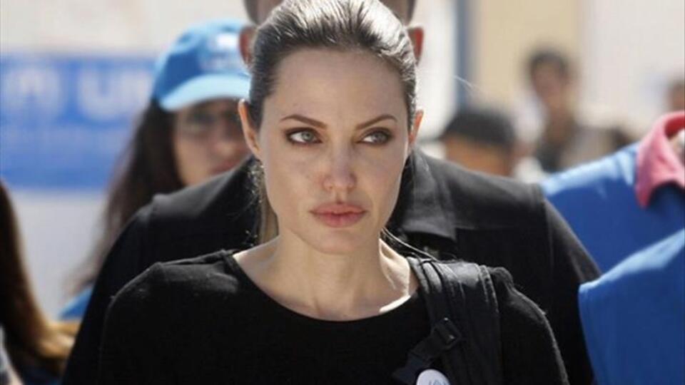 Angelina Jolie'den Afganistan isyanı: Mide bulandırıcı
