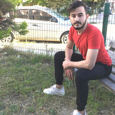 Komşularını kurtardı, kendi ailesiyle sele kapılıp öldü