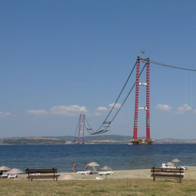 Çanakkale Köprüsü'nde tabliyelerin montajı sürüyor