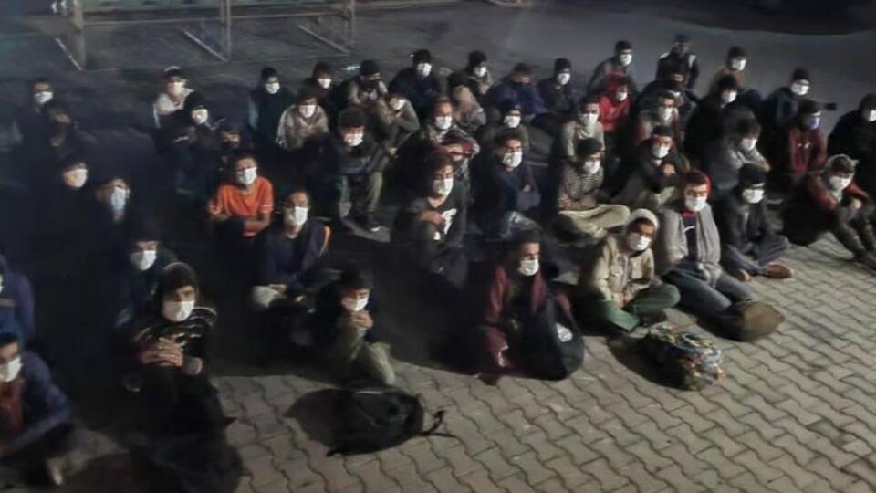 Van'da 25 düzensiz göçmen yakalandı