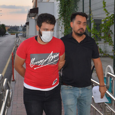 DEAŞ'lı teröristin telefonundan çıktı! 'Canlı bomba' yeleği yapımı