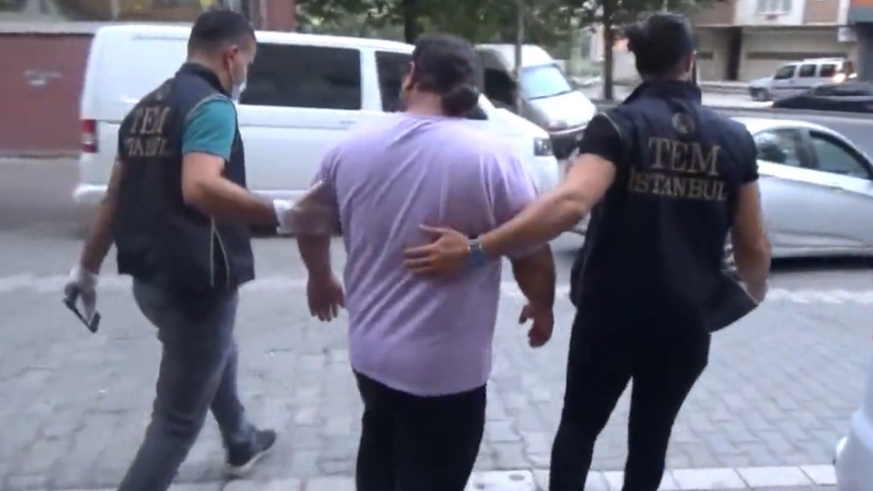 İstanbul'daki DEAŞ operasyonunda 10 gözaltı!