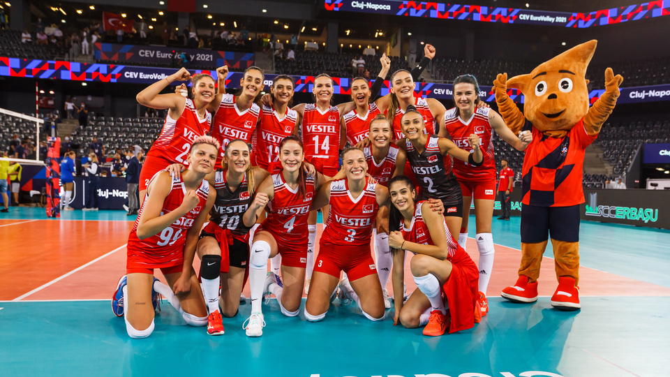 Sultanlar 3'te 3 yaptı!