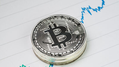 Bitcoin kritik seviyeyi aştı