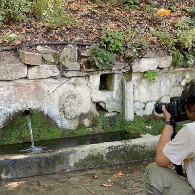 2 bin yıllık lahitten akıyor!