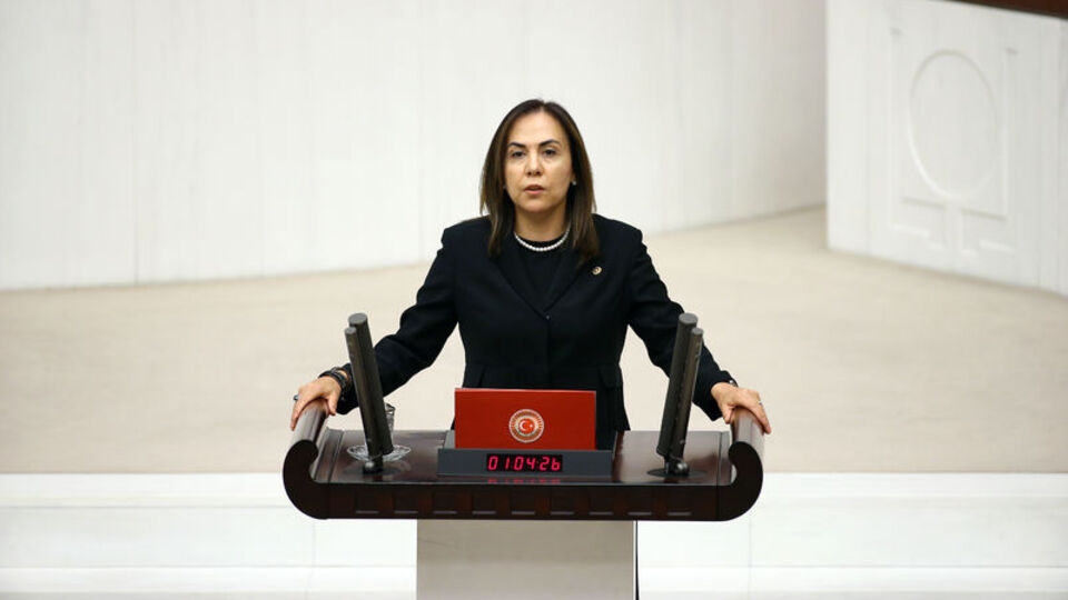 AK Partili Yılmaz: Polis ve milletimizden özür diliyorum