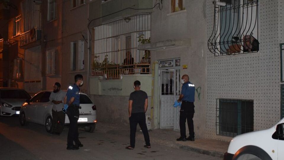 Yaşlı adam evinde ölü bulundu