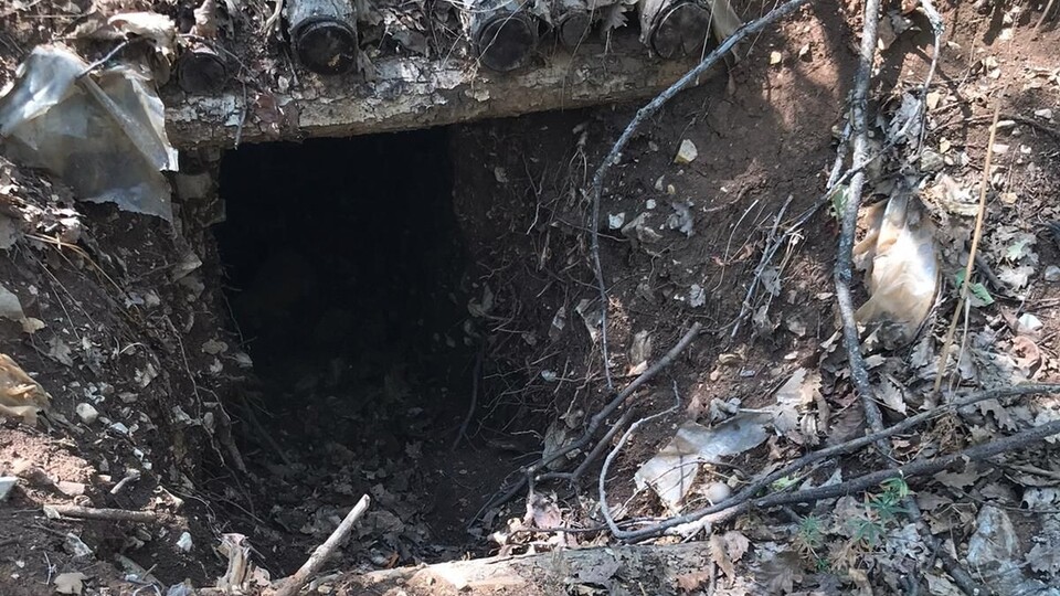 Tunceli'de 4 sığınak imha edildi