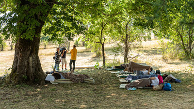 Hiçbir şey yapmadı, yatarak ödül kazandı... Yeni rekor!