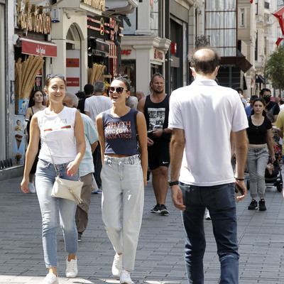 İstiklal Caddesi eskiye döndü