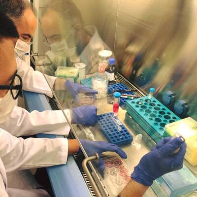 Dünyada ilk olacak! Tüm varyantlarda etkili olması bekleniyor