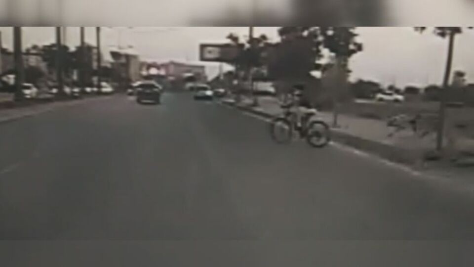Bisiklet sürüyordu! Sonrası dehşet!