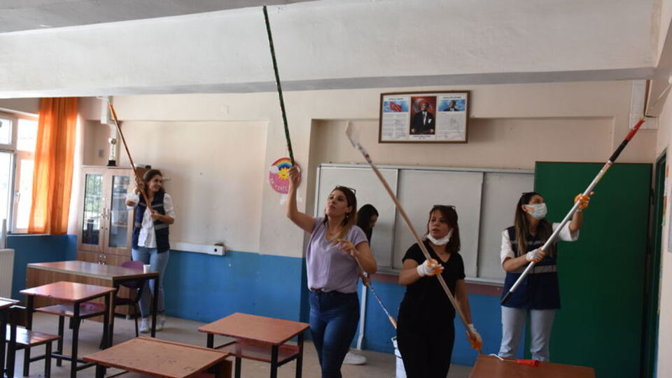 Burası Şırnak! Eli öpülesi kadınlar!