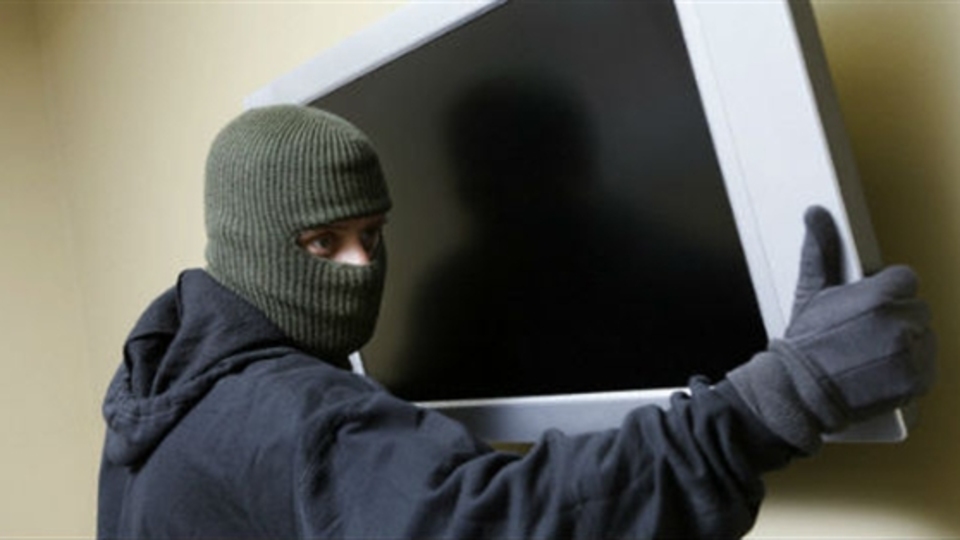 Çalınan TV'yi uzaktan kilitleyecek!
