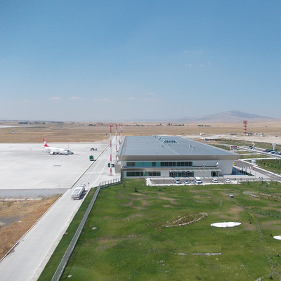 Zafer Havalimanı'nın satışı için teklif bekleniyor