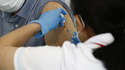 O ülkeden 1,6 milyon doz Moderna aşısı için toplatma kararı