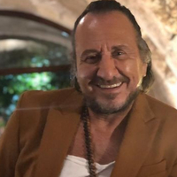 Özgür Ozan sosyal medyayı salladı