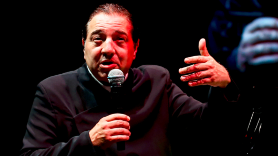 İsyan etti: Ses cehennemi!