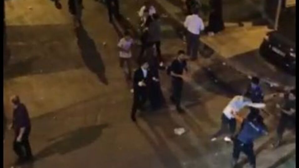 Sultangazi'de sokaklar savaş alanına döndü!