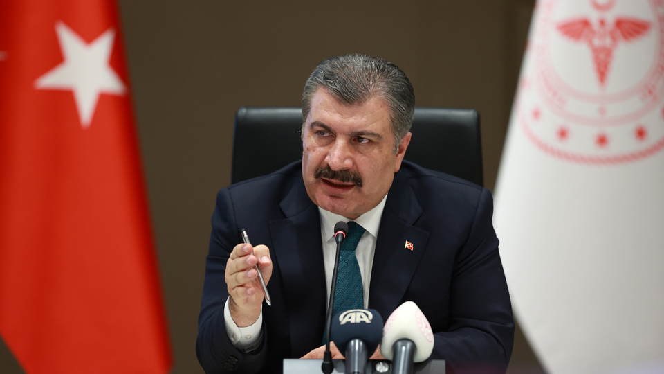 Bu 10 şehirden birindeyseniz dikkat! Sağlık Bakanı Koca uyardı: Öncesine göre daha az güvendesiniz