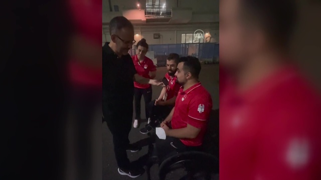 Cumhurbaşkanı Erdoğan, madalya kazanan sporcuları telefonla kutladı