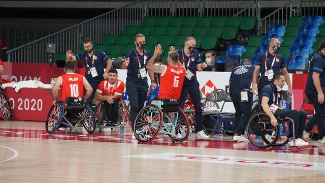 Çeyrek finali garantiledik!