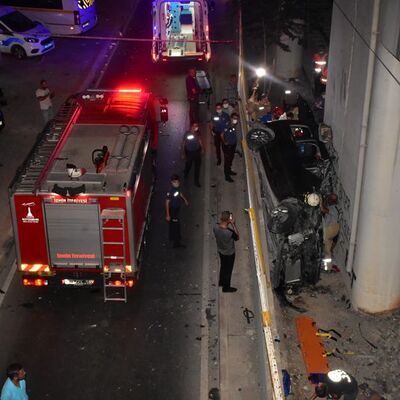Feci kaza! Üst geçitten tren raylarına uçtu: 1 ölü, 5 yaralı