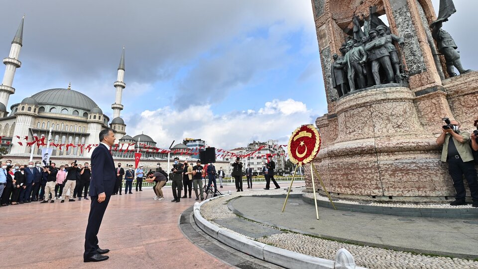 İstanbul'da 30 Ağustos kutlamaları başladı