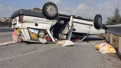 Tıka basa dolu otomobil takla attı: 6 yaralı