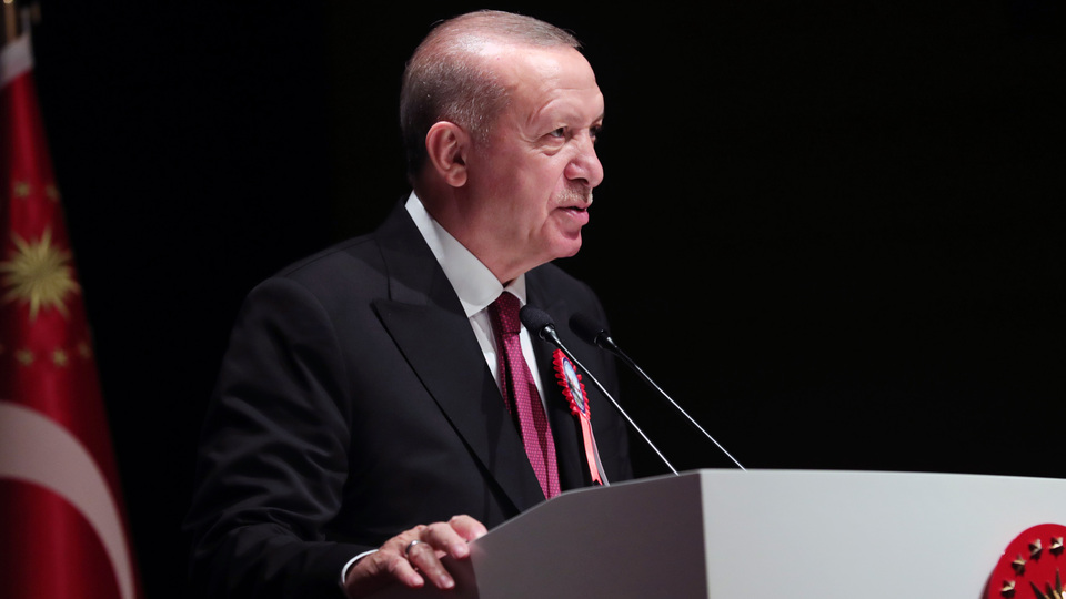 'FETÖ ile irtibatlı 21 bin kişinin ordudan ilişiği kesildi'