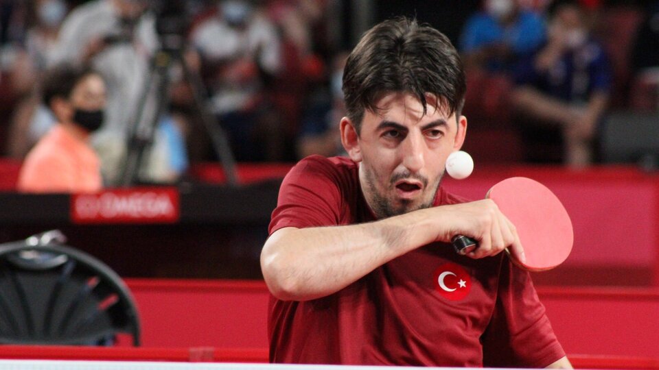 Tokyo'da altın geldi