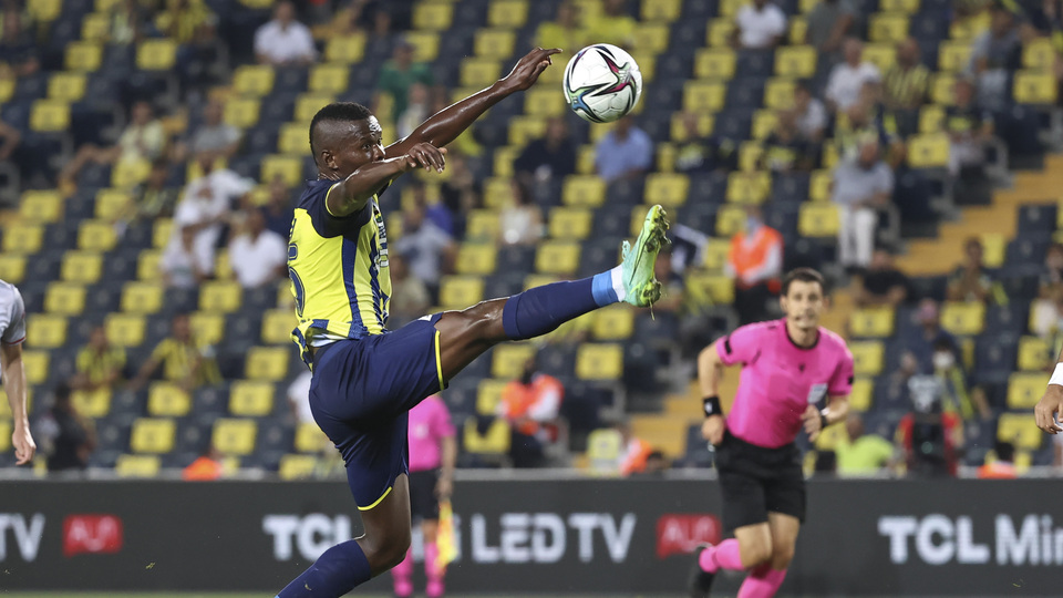 Fenerbahçe'de çifte ayrılık!