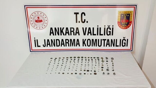 Ankara'da 125 tarihi eserle yakalanan şüpheli gözaltında