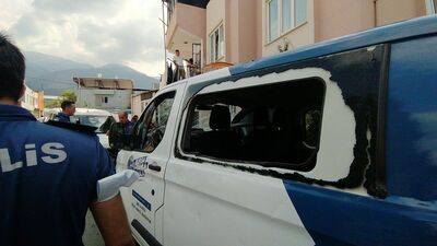 Bursa'da zihinsel engelli çakarlı aracı çaldı, mahalleyi birbirine kattı