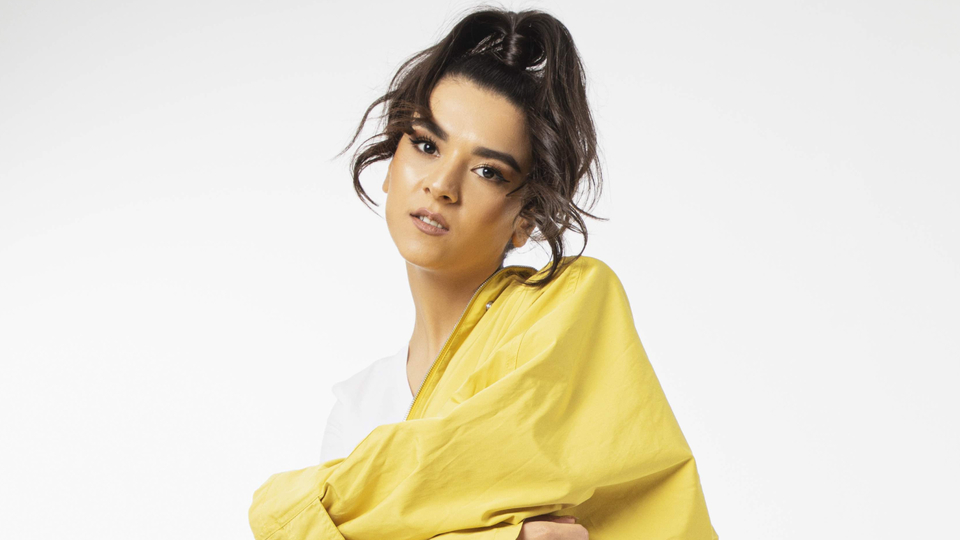 Sura İskenderli'nin yeni şarkısı yayında