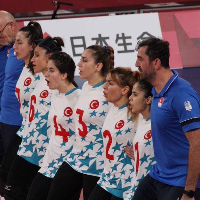 Tokyo'da yarı finaldeyiz!