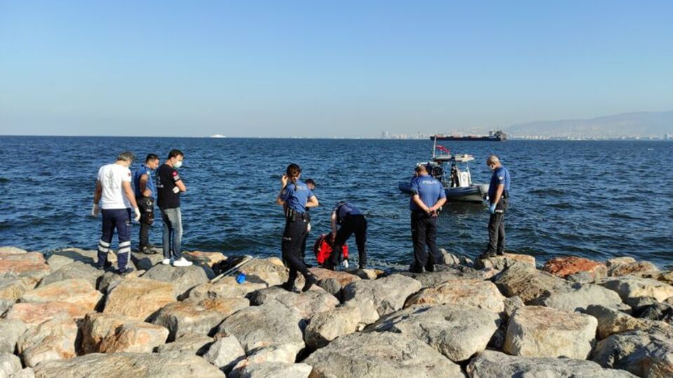 İzmir'de denizde cansız beden bulundu
