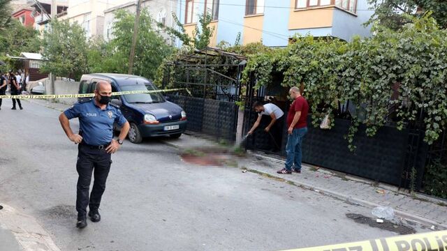 Komşu husumeti cinayetle bitti