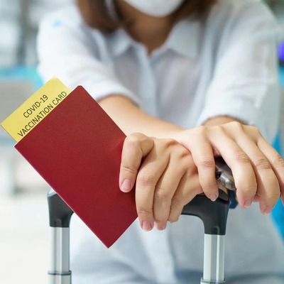 Aşı kartı olmayanlar o ülkeye giremeyecek!