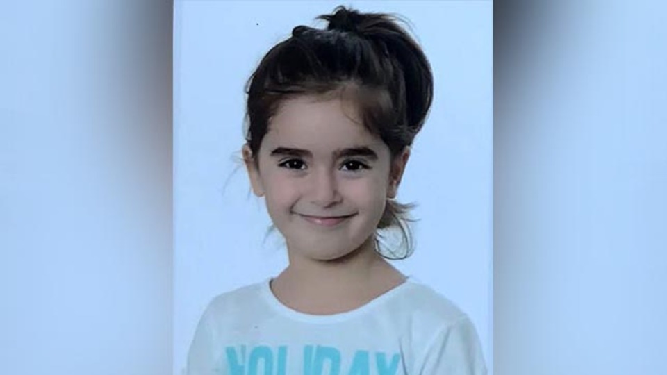 Perde zinciri Miray'ı hayattan kopardı