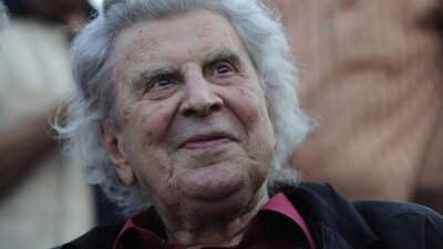 Mikis Theodorakis kimdir, neden öldü?